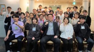 未来を見据え、過去から学ぶ